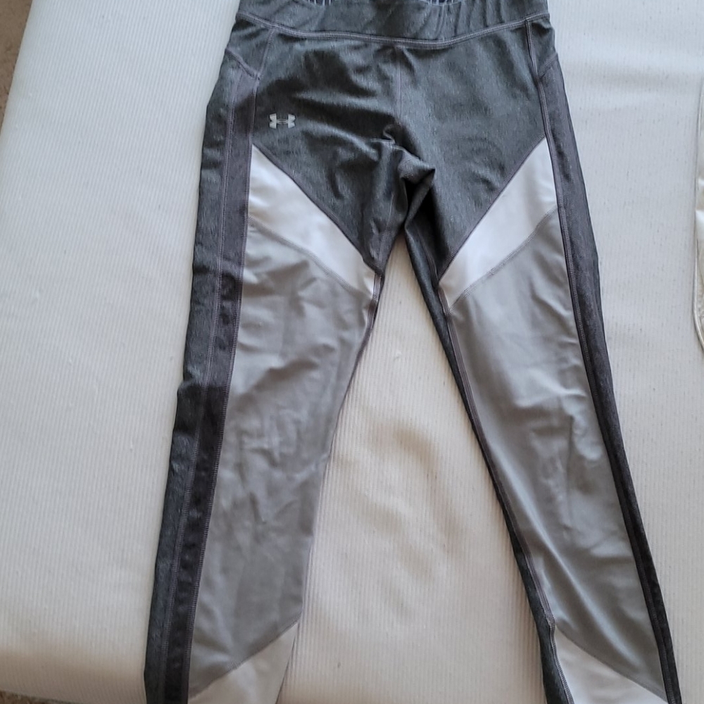 Under Armour Color Block Capri Leggings